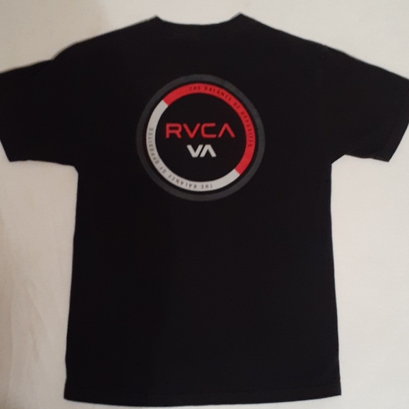 RVCA Other - RVCA pocketed 'balance of opposites' tee